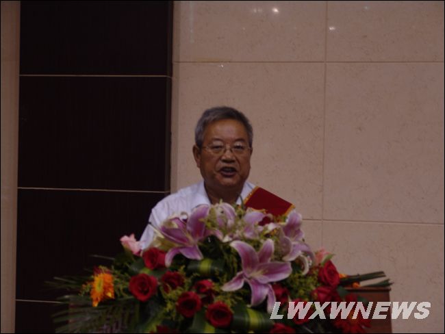 莫斯科人均绿地面积_学术报告厅人均面积(2)